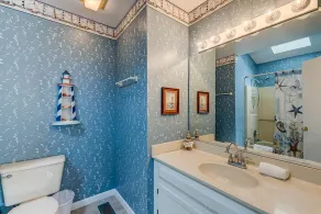 Chambre du juge | 40 m de la plage | Piscine privée, bain à remous - Image 3