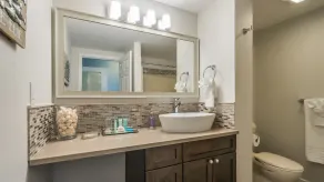 Luxurious Oceanfront Condo - panoramic ocean views - hot tub, pool and dock - Image 5
