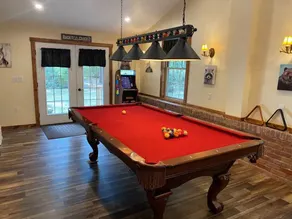 Lodge on a Private Stream, Ohiopyle, Yough Lake, Hot tub, Firepit Game Room - Image 3