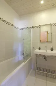 Gîte accogliente e familiare con griglia e giardino - Image 2