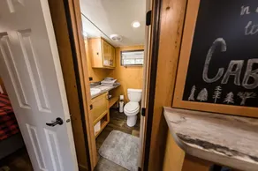 Delightful Forest Tiny Home with Hot Tub - Image 4