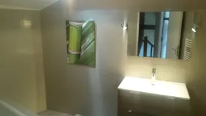 CHARMERENDE STENHUS SPA OG SVEMPOOL PÅ VÆRE OG DORDOGNE DØRE - Image 2