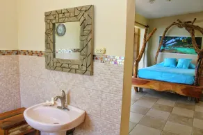 Special Low Rate, Tranquil Soaking Tub on Roof Overlooking Turquoise Beach - Image 2