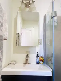 Clean, cozy studio nestled in the Grand -Staircase, near the Parks - Image 2