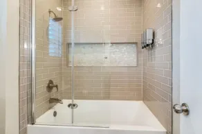 A Lovely Home with a piece of PARADISE! NOT FOR PARTIES/EVENTS OR GATHERINGS - Image 2