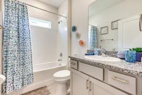 Pet friendly Home w Screened Patio in Newberry - Image 5
