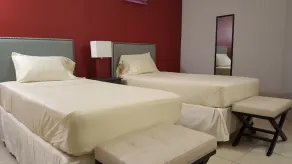 New Kingston Guest Apartment at Donhead - Image 2