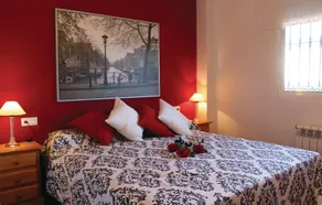 Beautiful Home In Árchez - Image 3