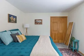 Smuggler's Notch Mountain House with hot tub & river - Image 5