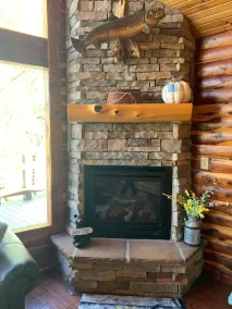SECLUDED WHITE RIVERFRONT CABIN -SLEEPS 2-10, GREAT FAMILY & FISHERMEN GETAWAY - Image 2