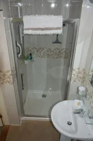 Apartment in a Bungalow (Ground floor) - Image 3