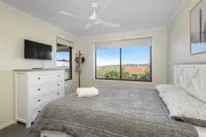 Flynn's Beach Escape ! - Image 4