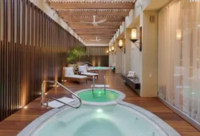 Upscale resort with 3 restaurants, 2 I formal bars and Infinite pool  - Image 2