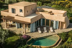 Villa Luxi, Pool und Panorama-Whirlpool - Image 4