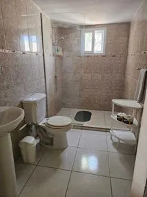 Maria Mulata Apartments - Image 3
