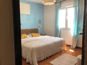 Bella casa con grande piscina in una posizione soleggiata - Image 5