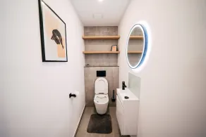 Luxury Apartment w. City Views in Košice Old Town - Image 2