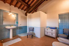 Beautiful private villa with WIFI, private pool, TV, patio and panoramic view, close to Siena - Image 3