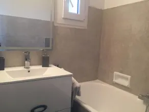 Entire village house - Image 2