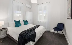 Urban Getaway Queenslander close to Willowbank! - Image 5