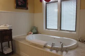 Vacation Home Located Steps from North Shore Beach, 10 Minutes Away From Golf - Image 5