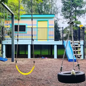 Lovedale Escape  Large family 5 bedroom home with pool, playground, pets welcome - Image 4