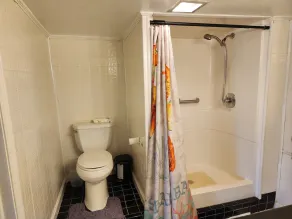 The Great Escape - Lakefront Rental with Views - Image 5