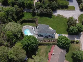 Beaches everywhere! Gorgeous pool and new hot tub in super private setting! - Image 3