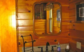 Cozy Secluded hillside view Cabin with wi-fi - Image 4