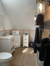 Unique Experience and Stay on a Working Alpaca Ranch. - Image 2