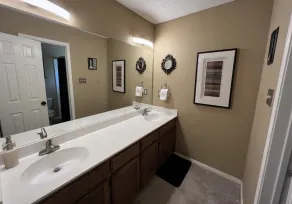 Austin Luxe Ranch-5 BR, Deck, Pools, Grill Fire Pit, Near Lakes, The Domain - Image 5