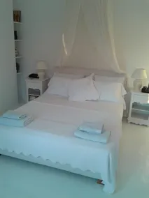 Ruhige Familienvilla im Herzen der lebhaften Hauptstadt von Sifnos - Image 5