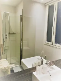 Spectacular 3 bedroom apartment next to the Retiro - Image 5
