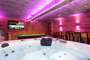 Central Bowness - Hot Tub, Cinema Room and Lake Views - Image 2