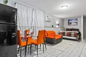 Pet Friendly/RedStudio1116F/FastWiFi/BigTV/FreePKG/near Downtown Aurora. - Image 4