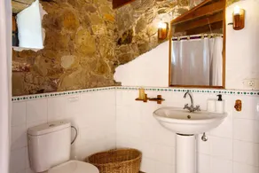Villa « Casa Rural Pepita la de las Flores » avec piscine, terrasse et Wi-Fi - Image 3