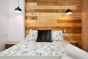 Apartamento 'El Músico' con terraza privada, Wi-Fi y aire acondicionado - Image 4