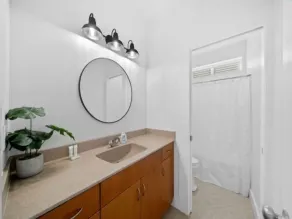 A Shore Thing 1 - OCEANFRONT and DOG FRIENDLY! Private beach access! townhouse - Image 4
