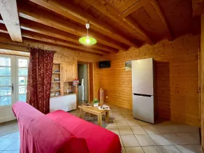 Peaceful Cottage with Private Terrace near Historic Sights and Outdoor Adventures - Image 5
