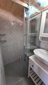 Old rustic stone house - completely renovated in 2021/22 - Image 3