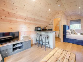 1 bedroom accommodation in Scarborough - Image 4