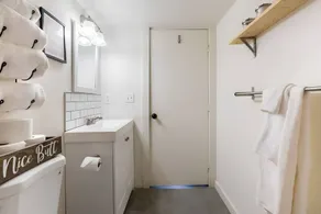 2BR Comfort | BBQ & Cozy Near UofA - Image 5