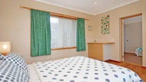Sea-View Lodge by Book Jervis Bay - Beautiful Views OF Vincentia - Image 5