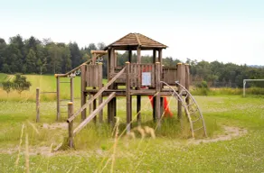 Group holiday apartment \"Dorfglück\", 180sqm, garden, balcony, 3 bedrooms, 1 multi-bed room, max. 13 people - Image 4