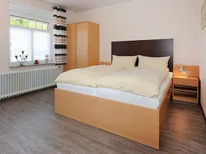 Apartment 16 - Castle Restaurant - Image 2