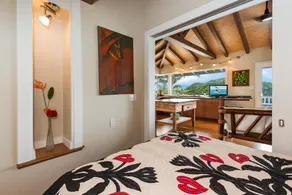 Penthouse Living in Beautiful Lanikai – 2 Bedrooms, 1 Bathroom, Ocean Views - Image 5