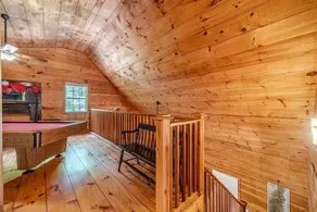 Hoo`s There Hideaway | 2BR 2BA | Hot tub | Biljardbord | Jacuzzi | Eldstaden - Image 2