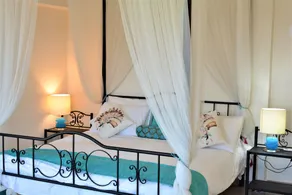 Villa with  large private pool, Bar and Gardens. Sleeps up to 14 adults . - Image 2