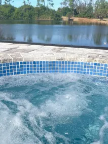 Sonniges Ferienhaus! – 7 Schlafzimmer, 4 Bäder, KOSTENLOSER beheizter Whirlpool & Pool - Image 2