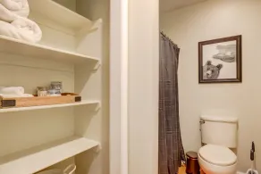 Private condo steps from ski lift minutes to lake - Image 4